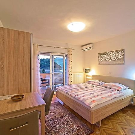 Studio Apartments Peric Rab Kampor Exterior foto